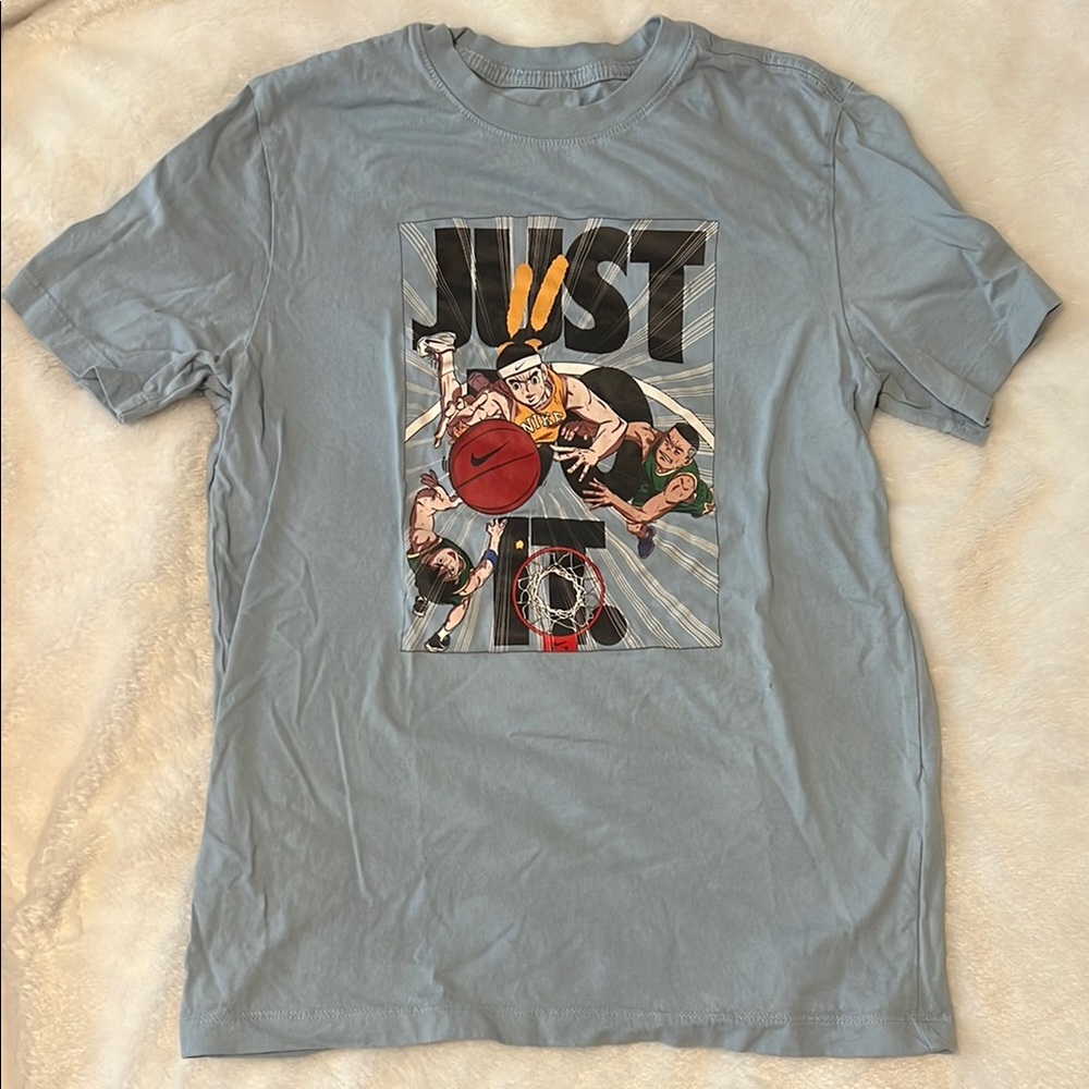 Nike Men's Blue Graphic T-Shirt